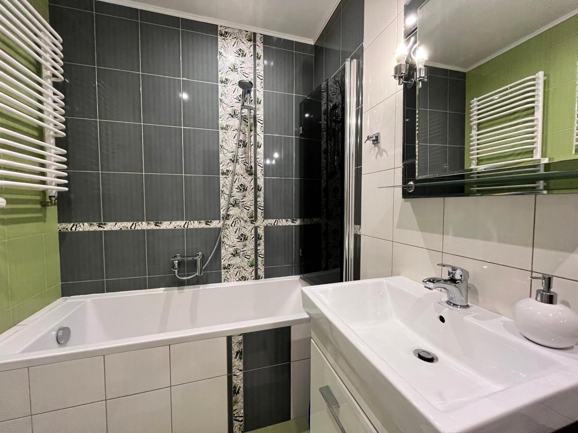 Cracow Stay Premium Apartments Free Parking - 3 X Room - 3 X Aircondition Krakow Exterior photo