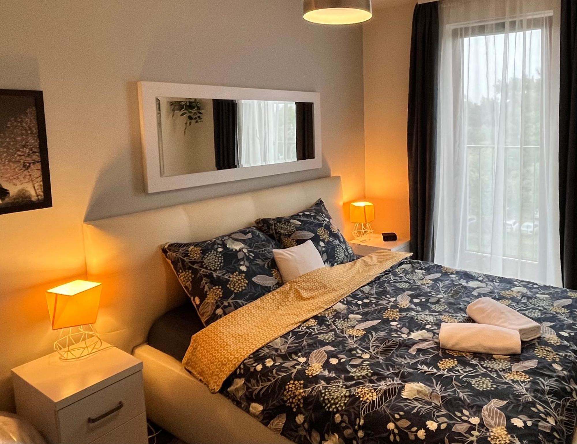 Cracow Stay Premium Apartments Free Parking - 3 X Room - 3 X Aircondition Krakow Exterior photo