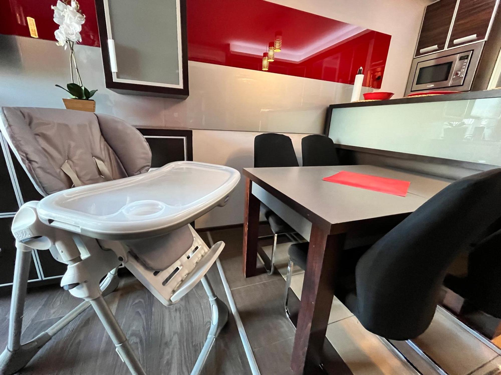 Cracow Stay Premium Apartments Free Parking - 3 X Room - 3 X Aircondition Krakow Exterior photo